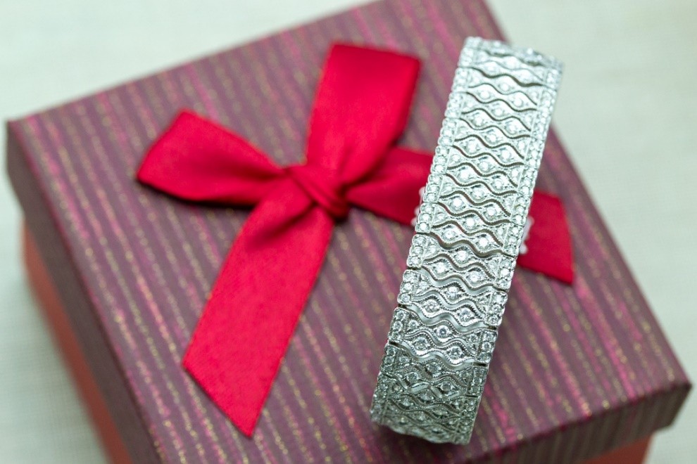 El Monte La Caja de Canarias Subasta febrero 2026 - Pulsera articulada oro blanco con brillantes