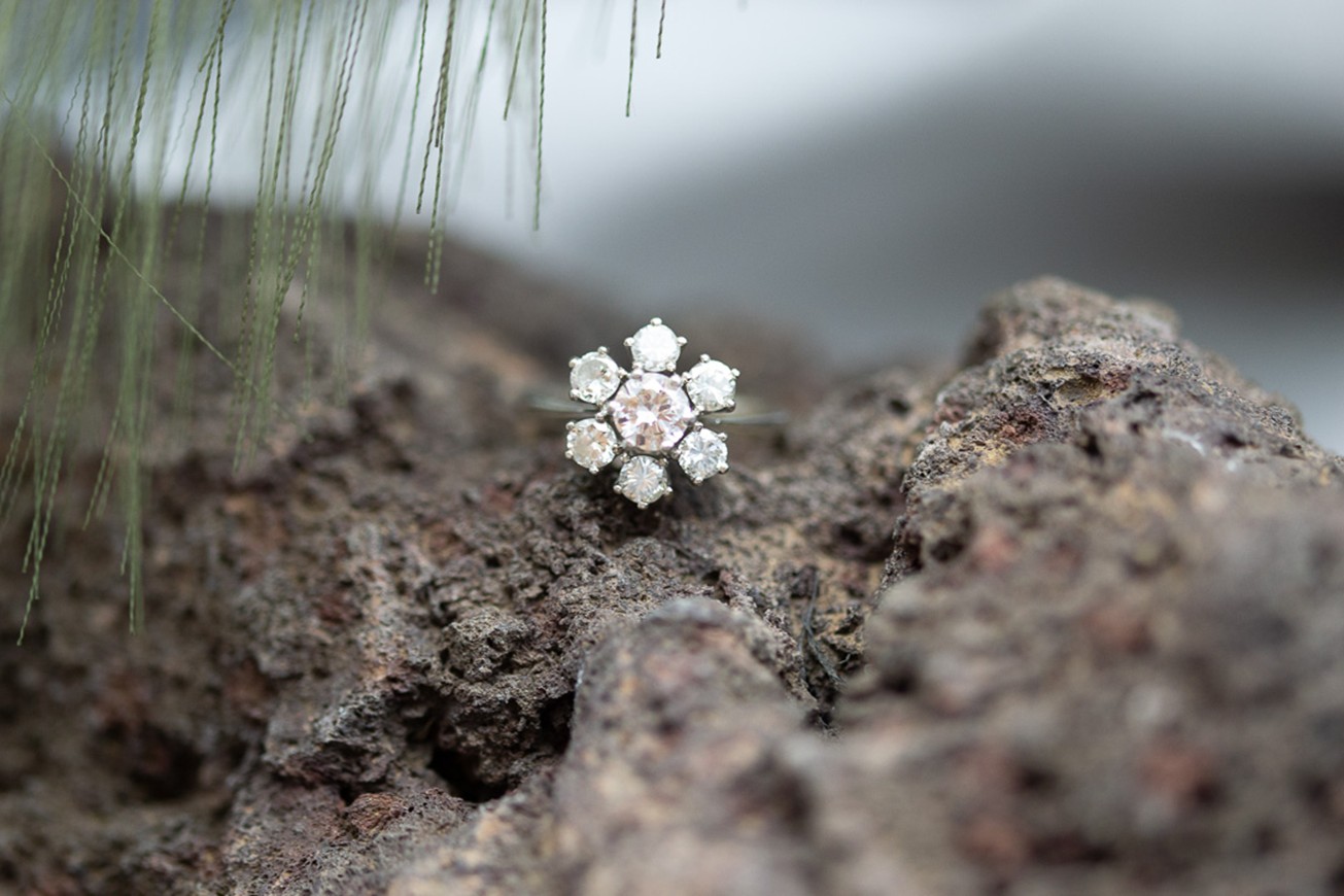 El Monte La Caja de Canarias Subasta abril 2026 - Sortija 7 diamantes