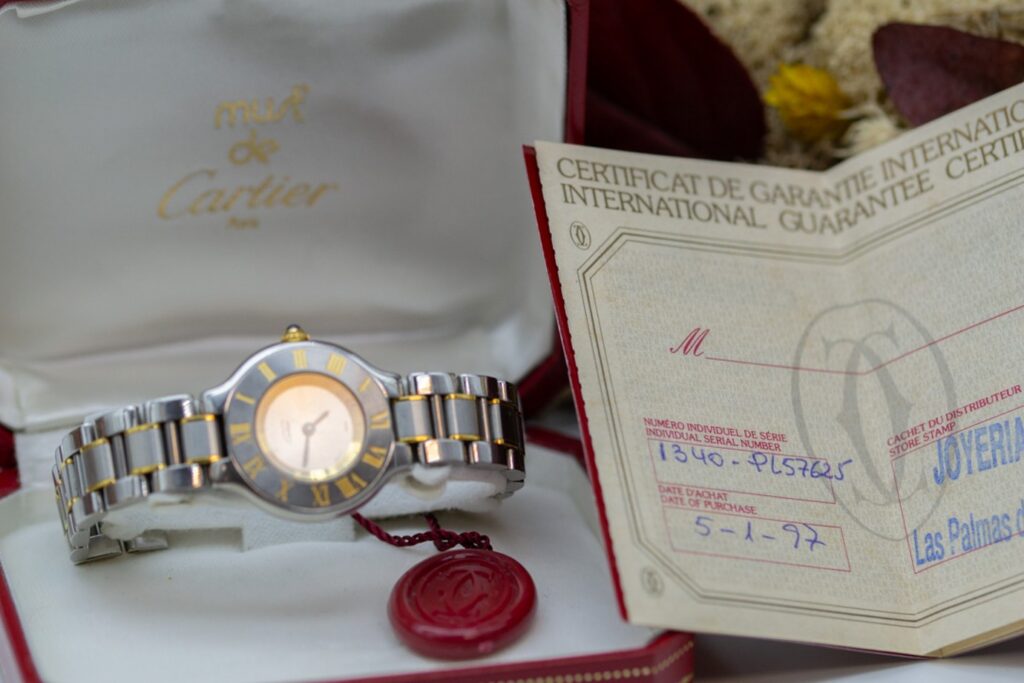 El Monte La Caja de Canarias Subasta noviembre 2026 - Reloj Cartier 21 estuchado